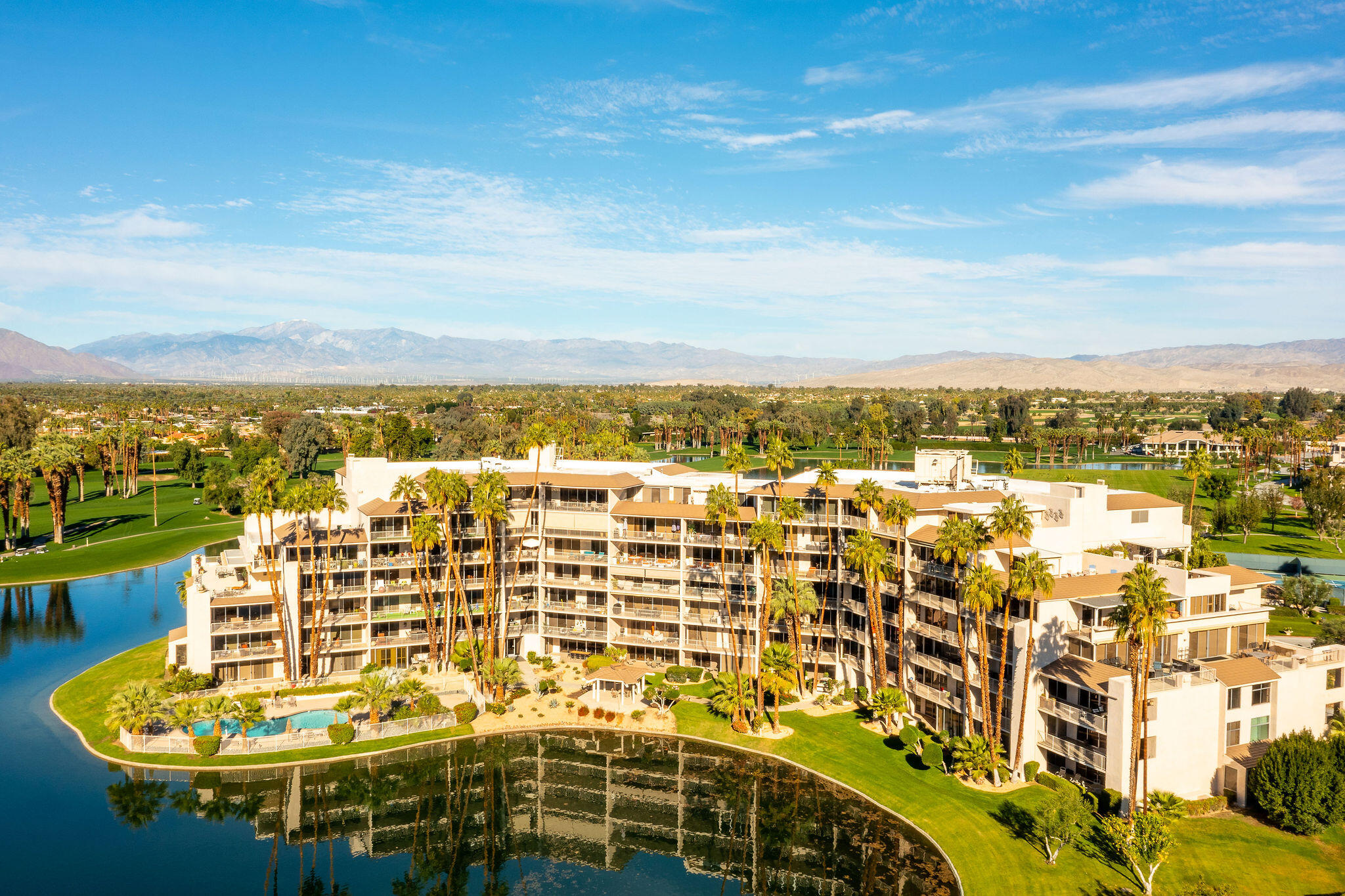 899 Island Drive, Unit 408 Rancho Mirage, CA 92270 - Photo 37 of 42 Grounds