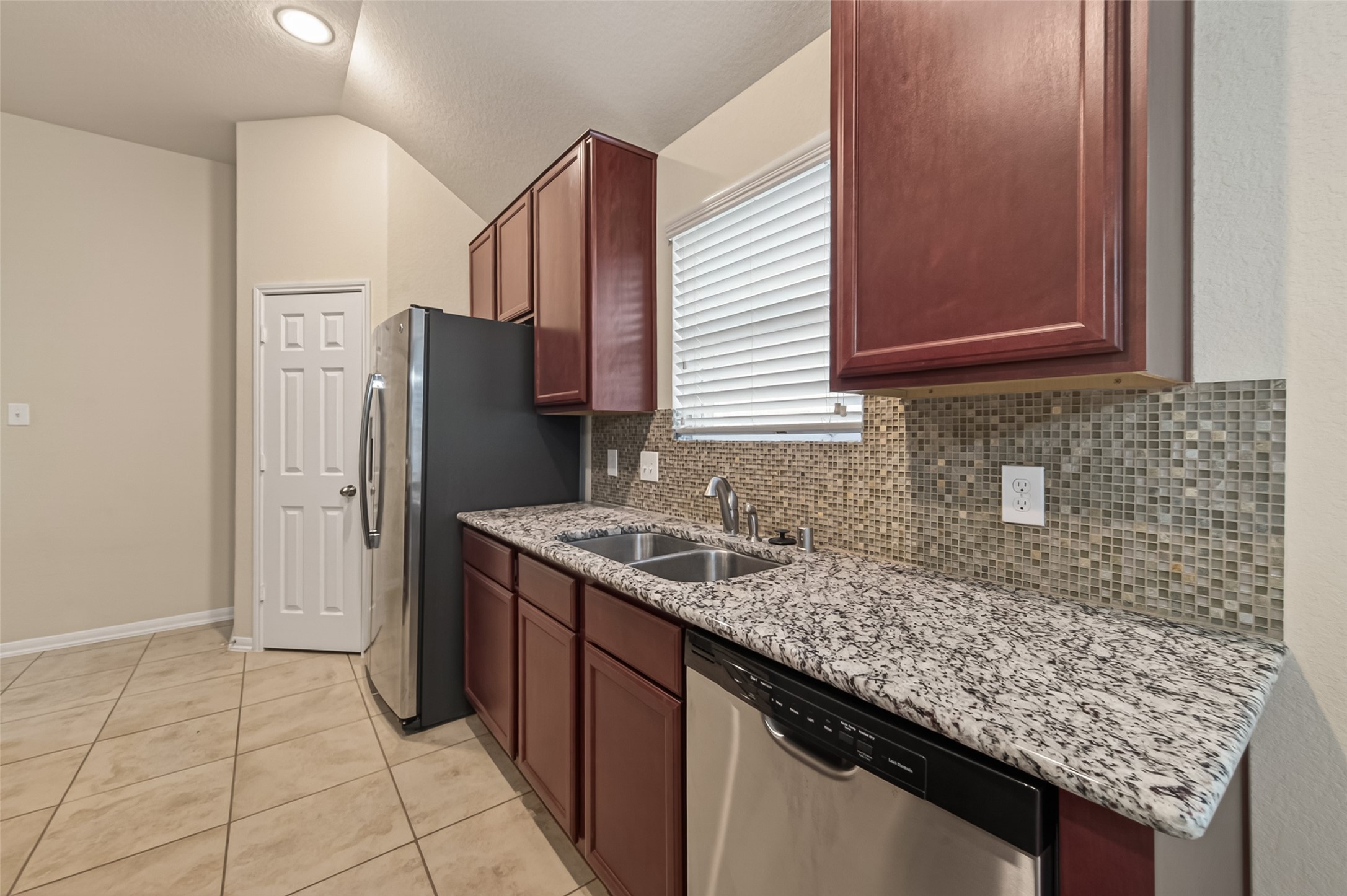 3011 Currier Court Rosenberg, TX 77471 - Photo 15 of 33