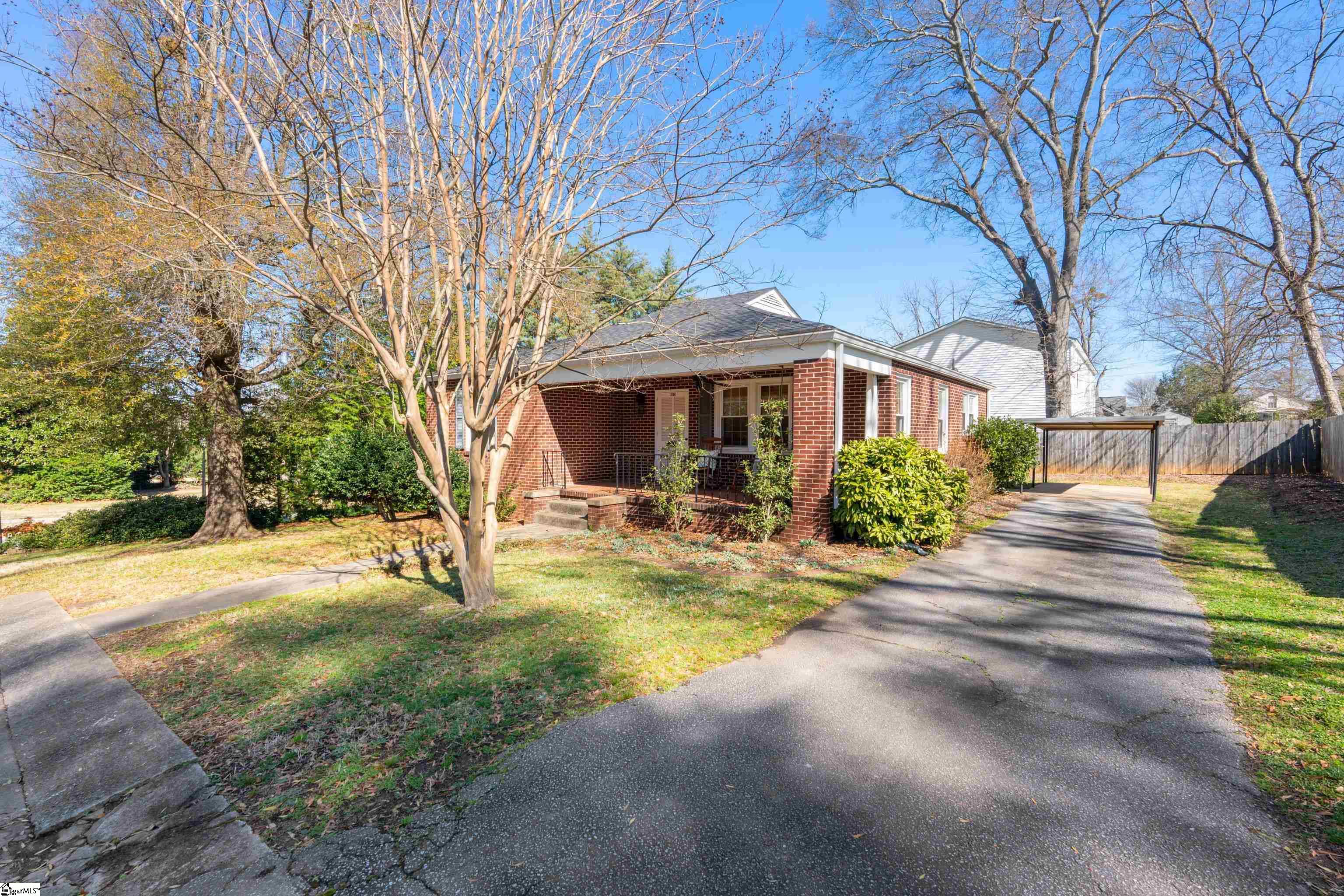 300 West Church Street Greer, SC 29650 - Photo 3 of 33
