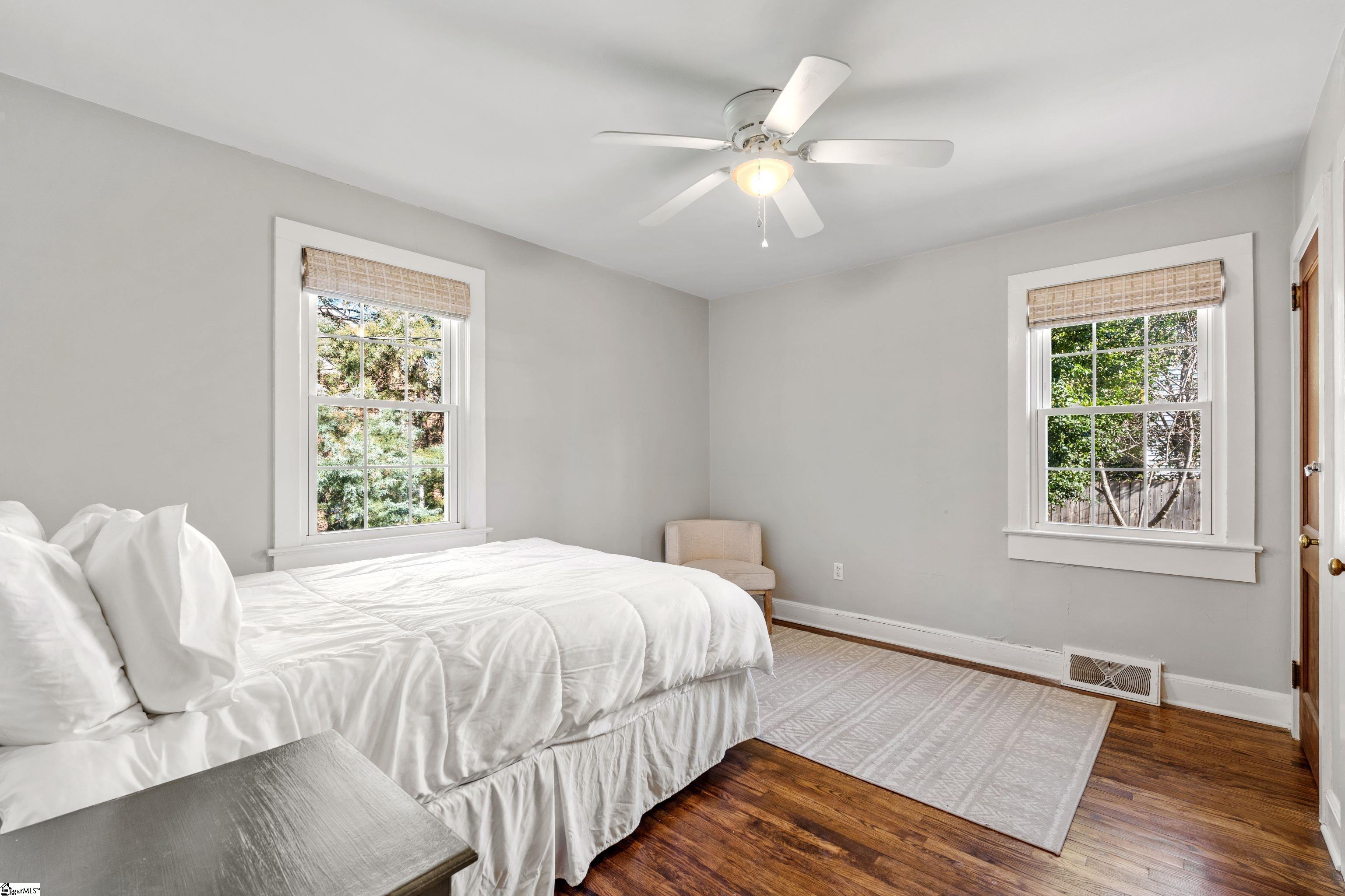 300 West Church Street Greer, SC 29650 - Photo 6 of 33