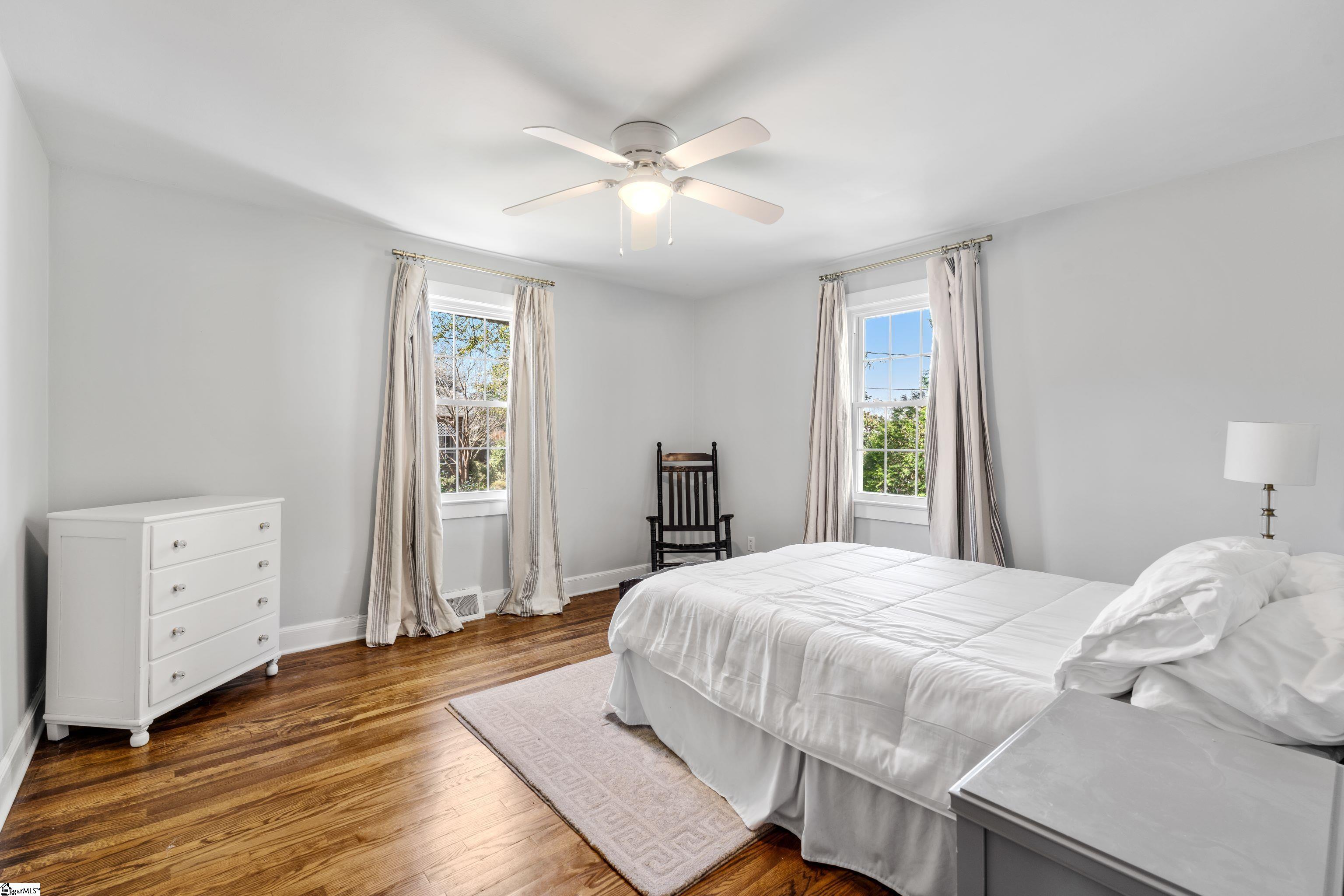 300 West Church Street Greer, SC 29650 - Photo 10 of 33