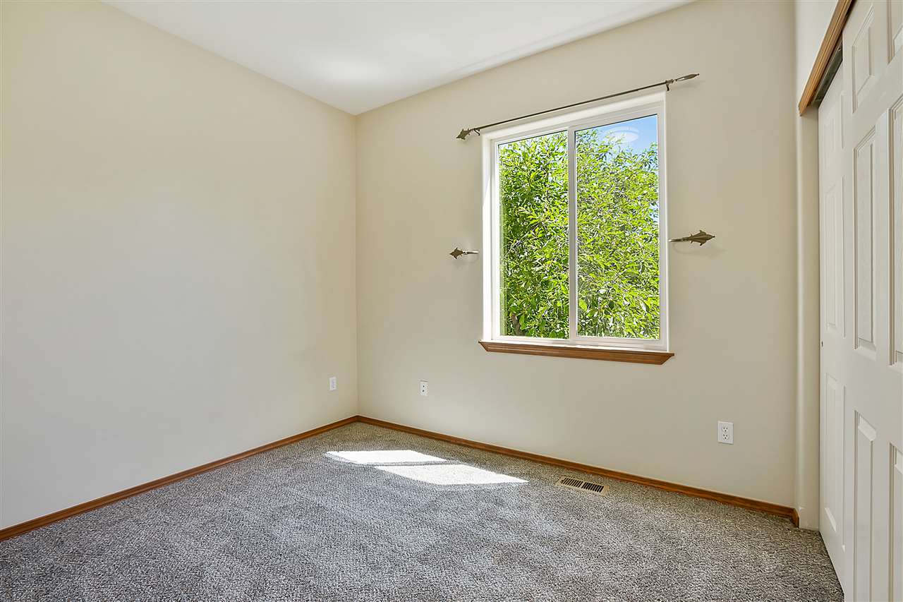 4003 South Bates Road Spokane Valley, WA 99206 - Photo 14 of 20 Gallery Image 14