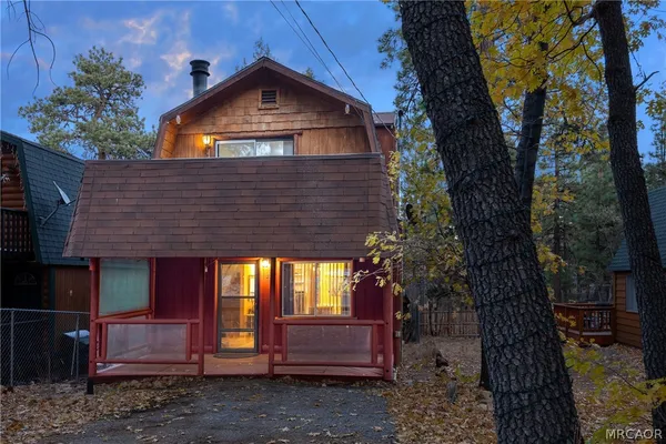 $329,900 | 351 Pine Lane, Sugarloaf, CA 92386
