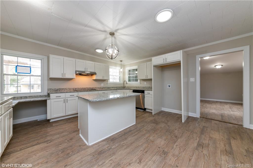 8980 Cool Springs Road Woodleaf, NC 27054 - Photo 3 of 24 Gallery Image 3