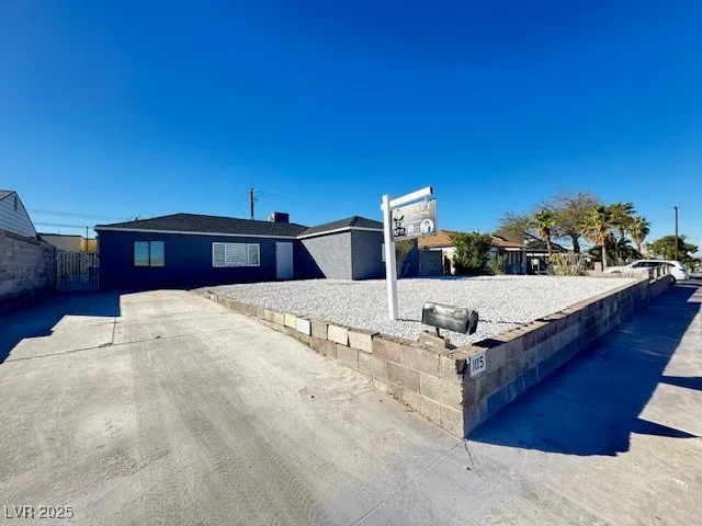 $350,000 | 105 North Ocotillo Street, Henderson, NV 89015