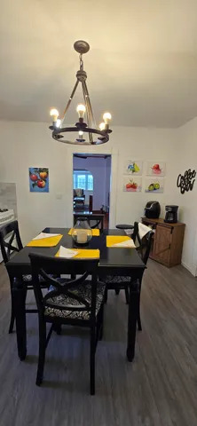 $1,700 | 1647 Myrtle Avenue, Unit 1, Whiting, IN 46394