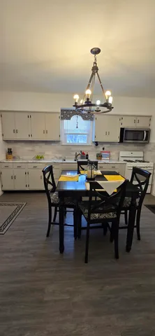 $1,700 | 1647 Myrtle Avenue, Unit 1, Whiting, IN 46394