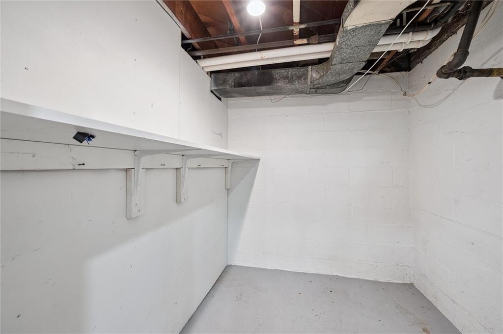 1167 Lapish Road Pittsburgh, PA 15212 - Photo 29 of 45 a view of walk in closet