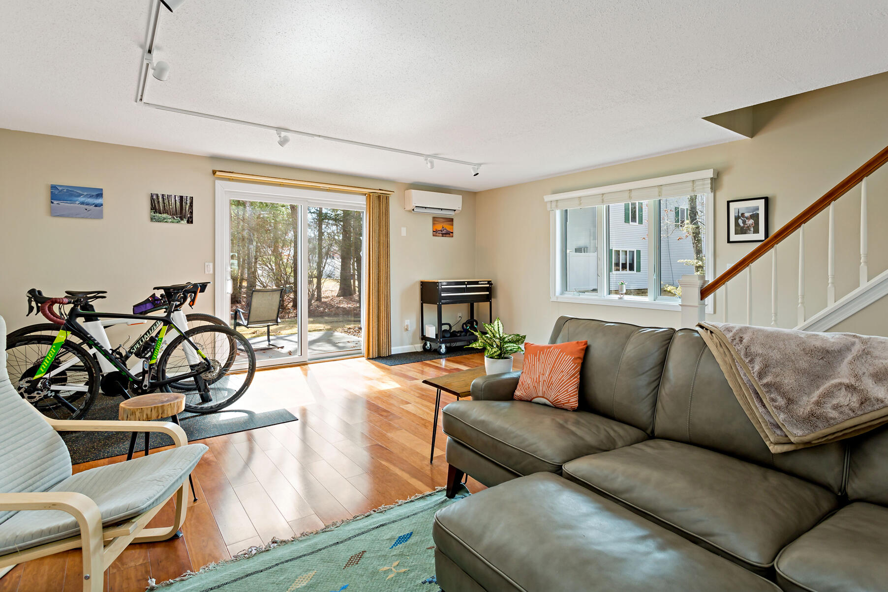 174 Lowell Road, Unit E59 Mashpee, MA 02649 - Photo 4 of 19 livingroom