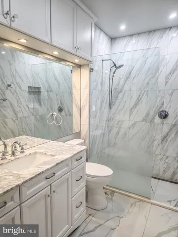 $4,500 | 1023 North Royal Street, Unit 302, Alexandria, VA 22314