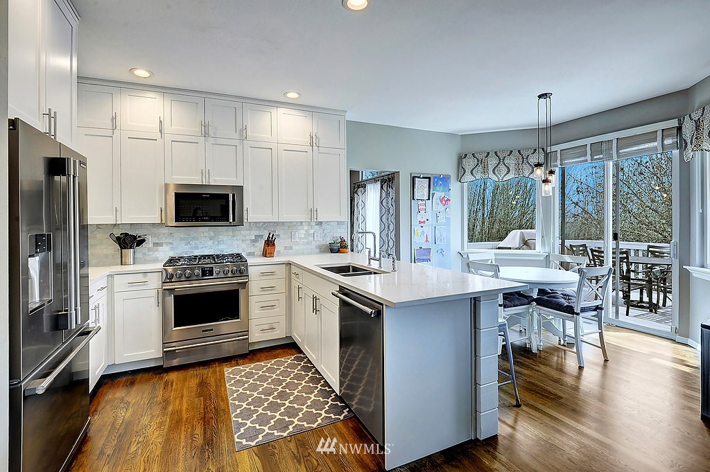 18410 Rainier View Road Southeast Monroe, WA 98272 - Photo 5 of 20