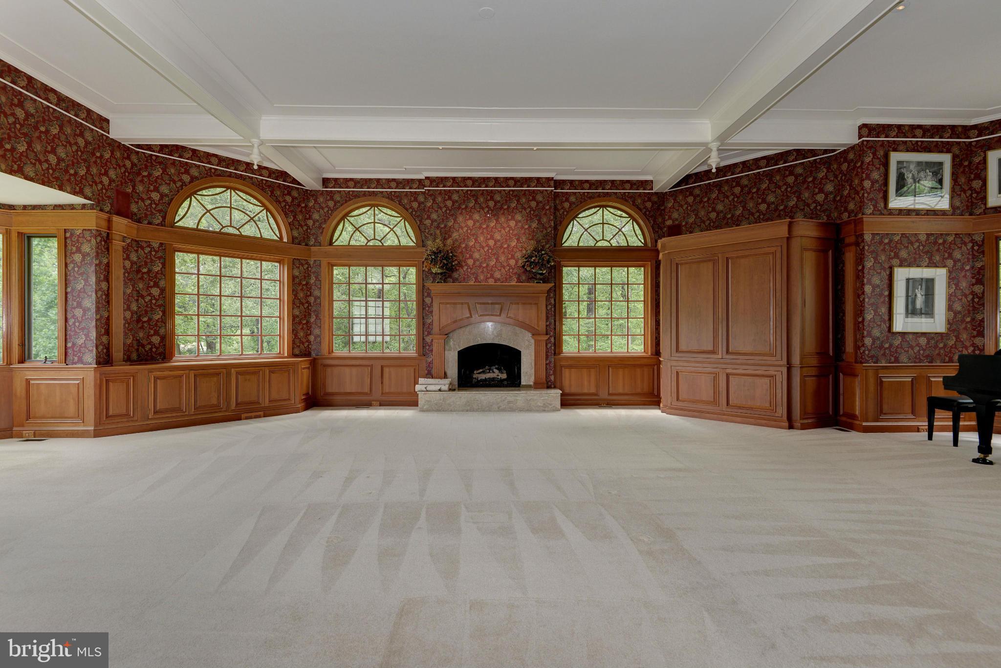 12508 Rolling Road Potomac, MD 20854 - Photo 11 of 30 Great Room