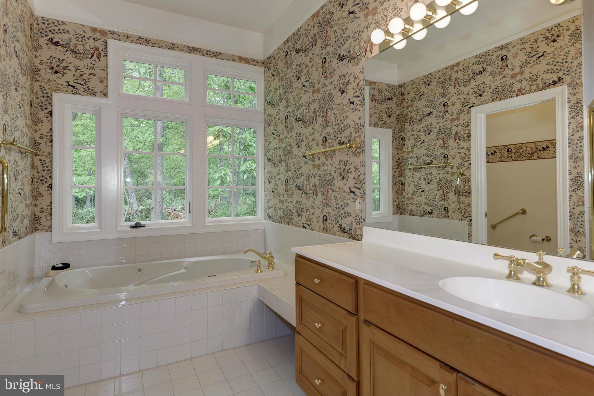 12508 Rolling Road Potomac, MD 20854 - Photo 22 of 30 Bath (Master)