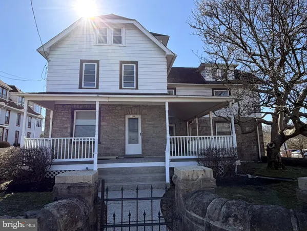 $2,750 | 124 West Butler Pike, Unit B, Ambler, PA 19002