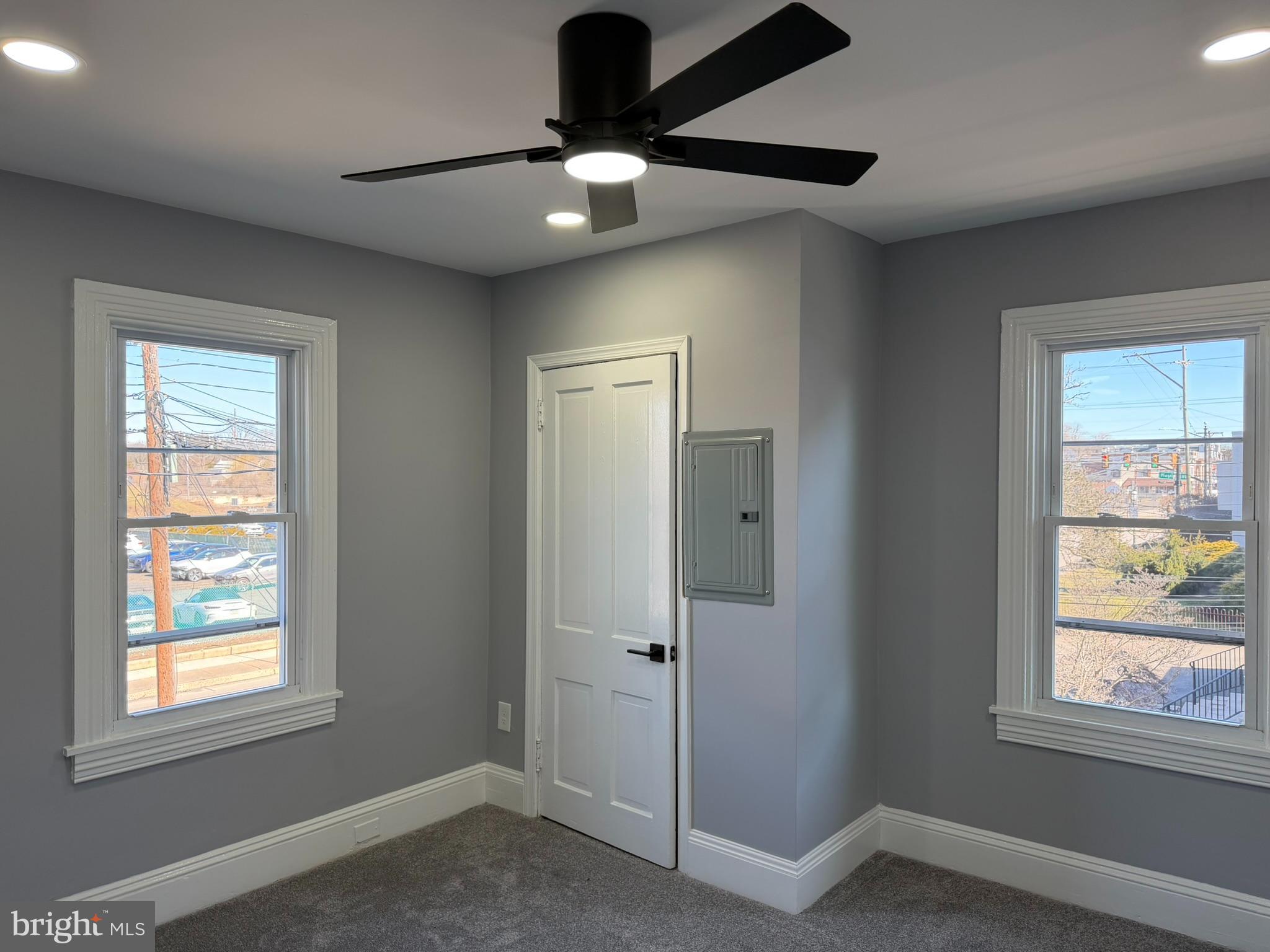 124 West Butler Pike, Unit B Ambler, PA 19002 - Photo 20 of 43