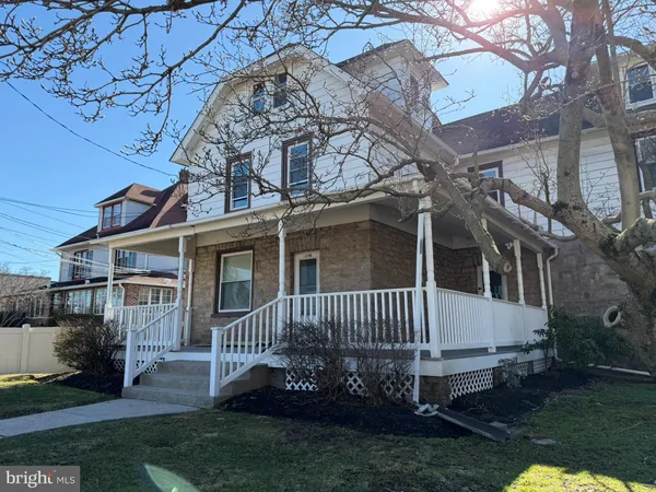 $2,750 | 124 West Butler Pike, Unit B, Ambler, PA 19002