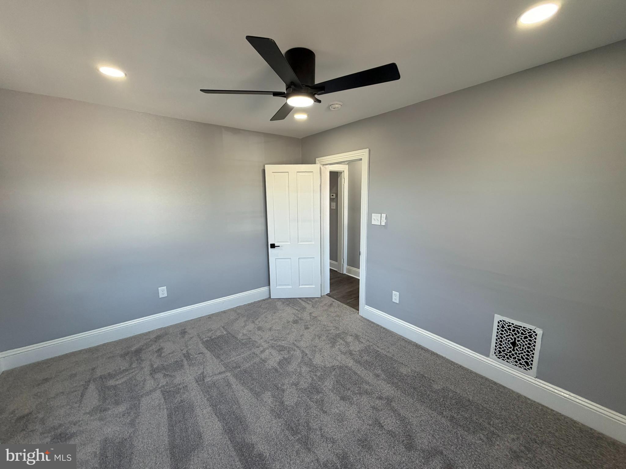 124 West Butler Pike, Unit B Ambler, PA 19002 - Photo 21 of 43