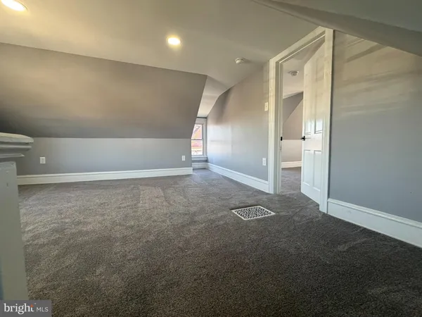 $2,750 | 124 West Butler Pike, Unit B, Ambler, PA 19002