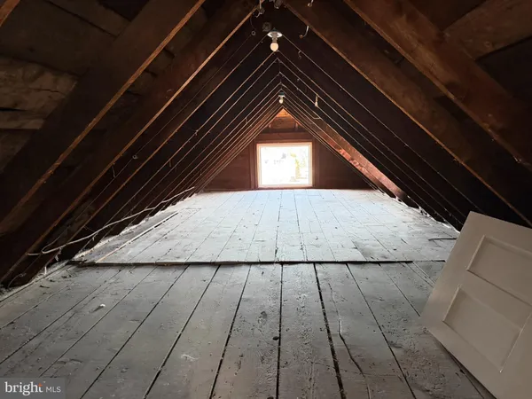 $2,750 | 124 West Butler Pike, Unit B, Ambler, PA 19002