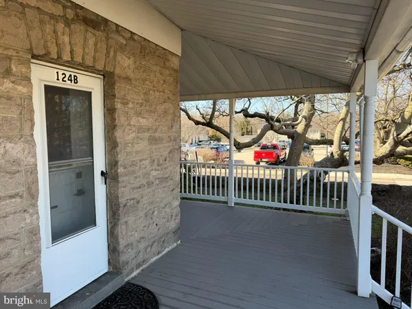 $2,750 | 124 West Butler Pike, Unit B, Ambler, PA 19002