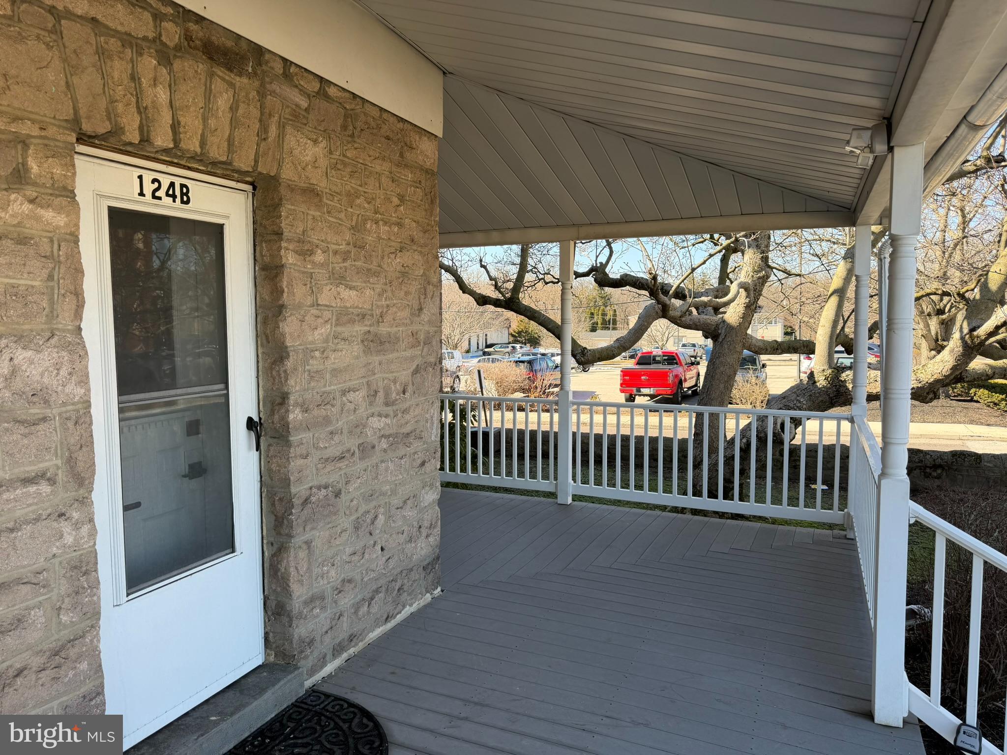 124 West Butler Pike, Unit B Ambler, PA 19002 - Photo 6 of 43