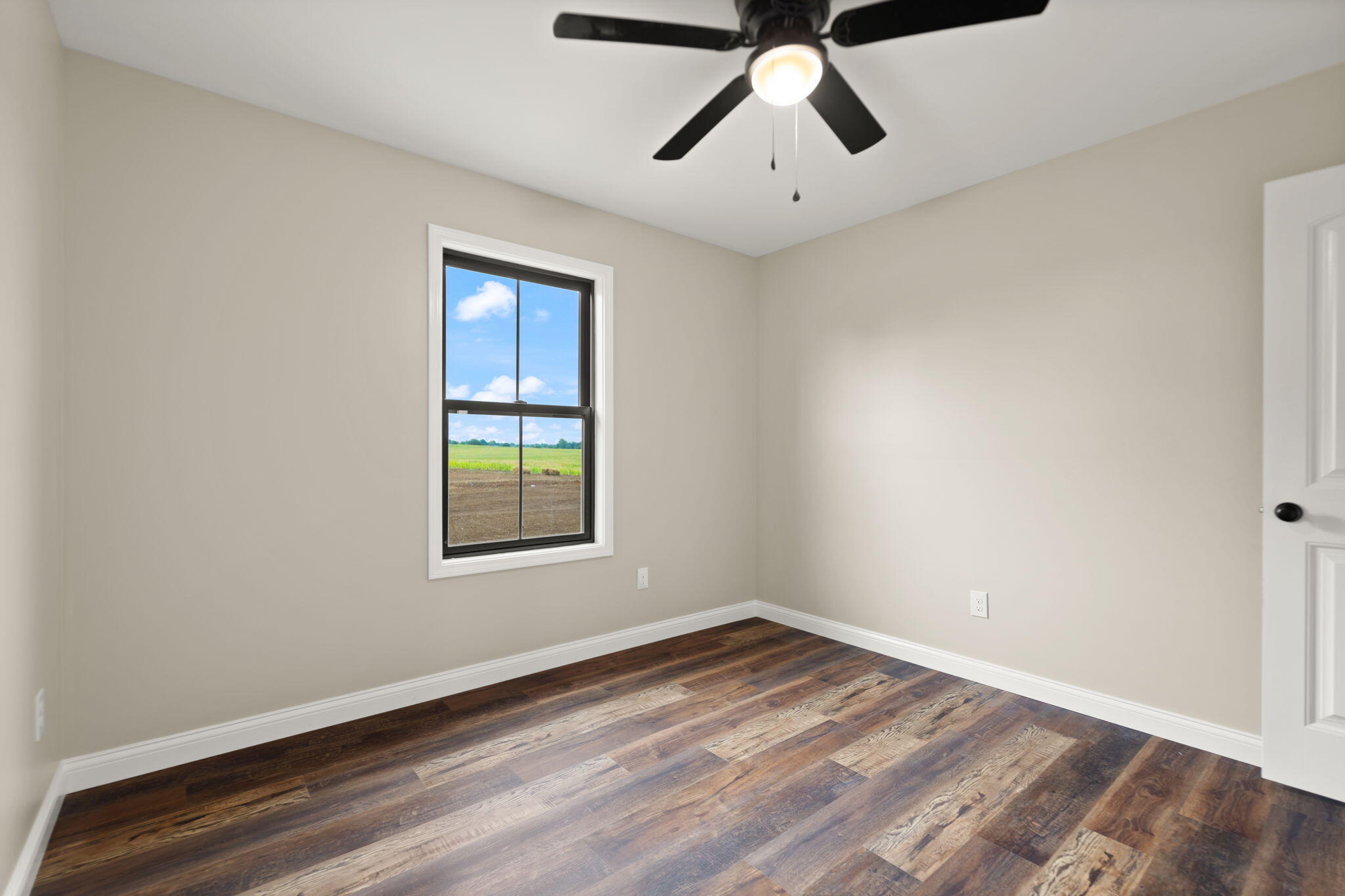 555 Robb Road Harrodsburg, KY 40330 - Photo 26 of 48 bedroom 3