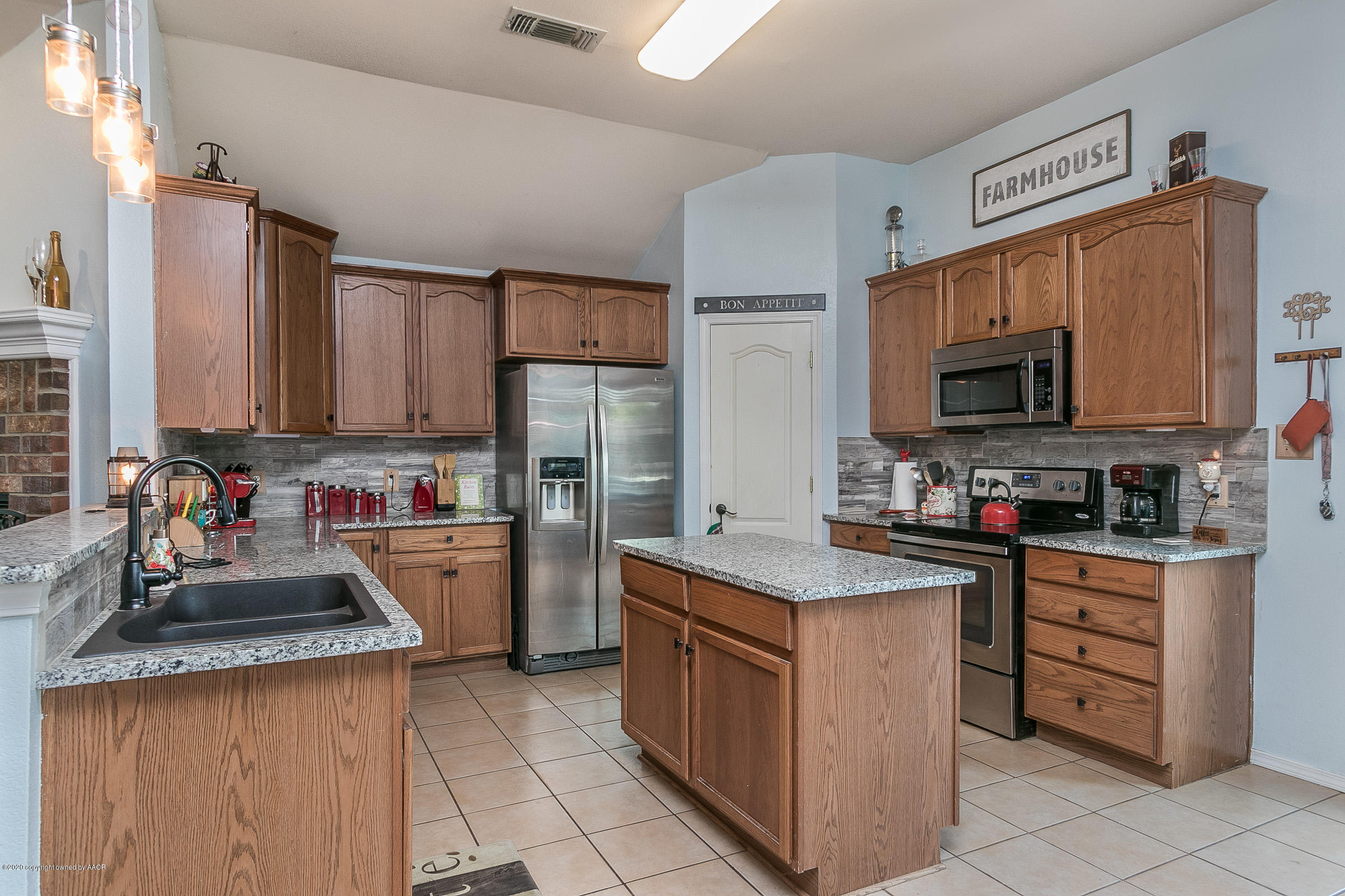 4700 Capulin Lane Amarillo, TX 79110 - Photo 8 of 22 007_Kitchen