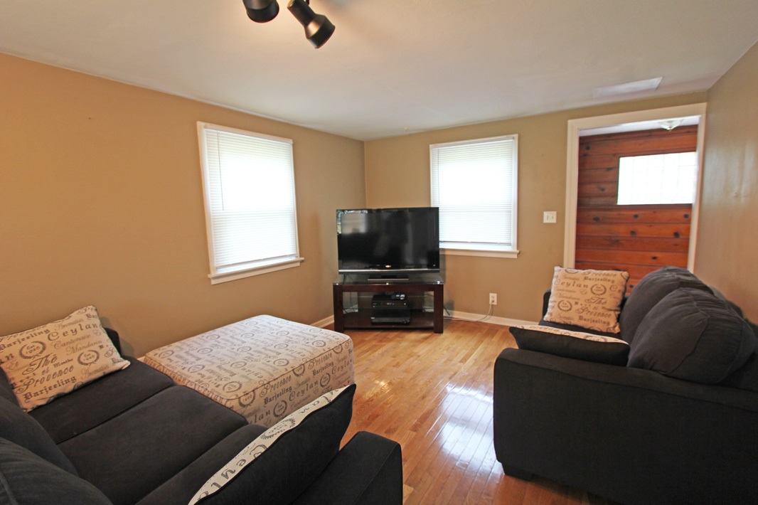 5757 North Cotton Hill Road Springfield, IL 62703 - Photo 8 of 27