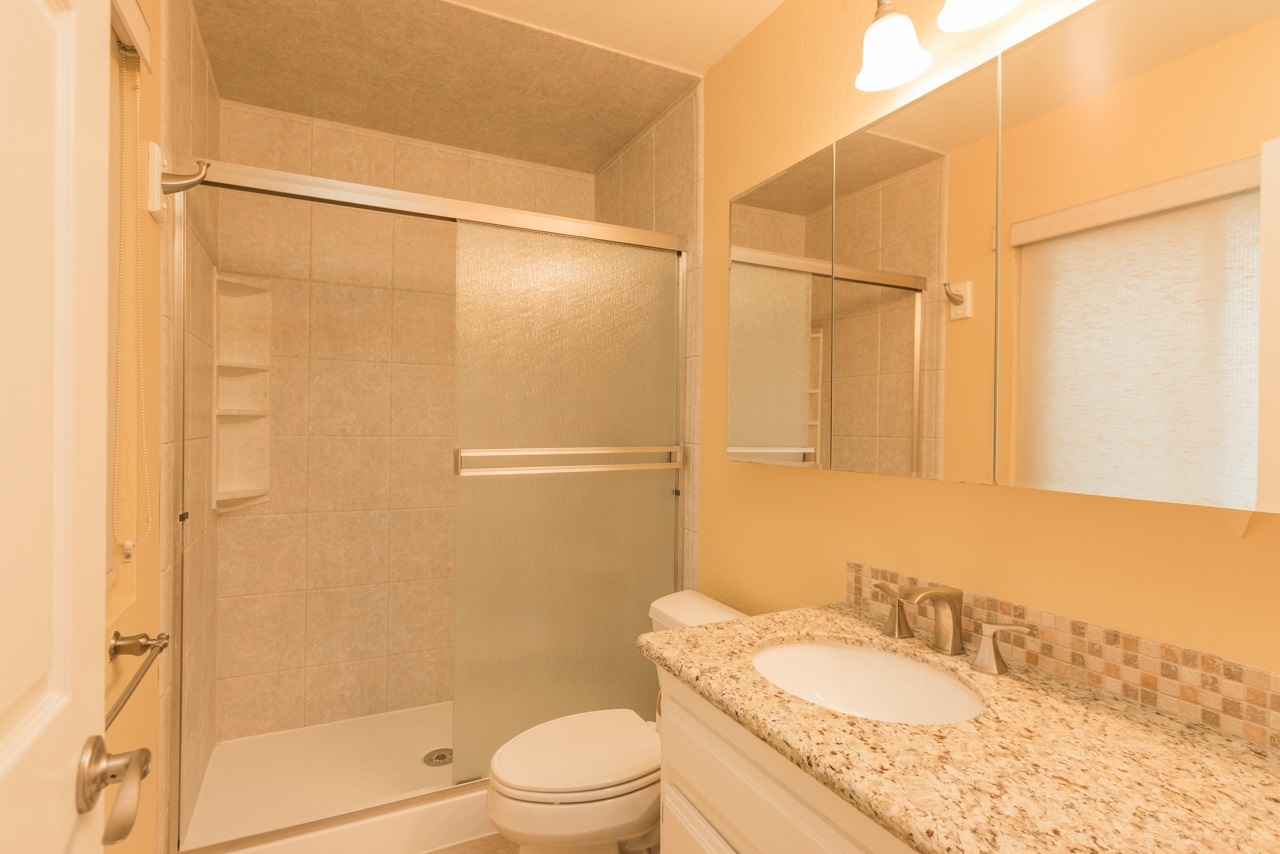 309 Cedar Road Vista, CA 92083 - Photo 11 of 25 Gallery Image 11
