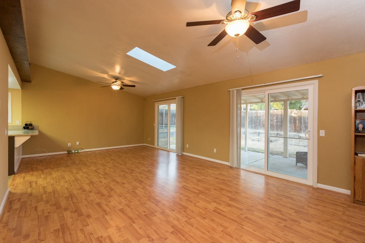 309 Cedar Road Vista, CA 92083 - Photo 16 of 25 Gallery Image 16