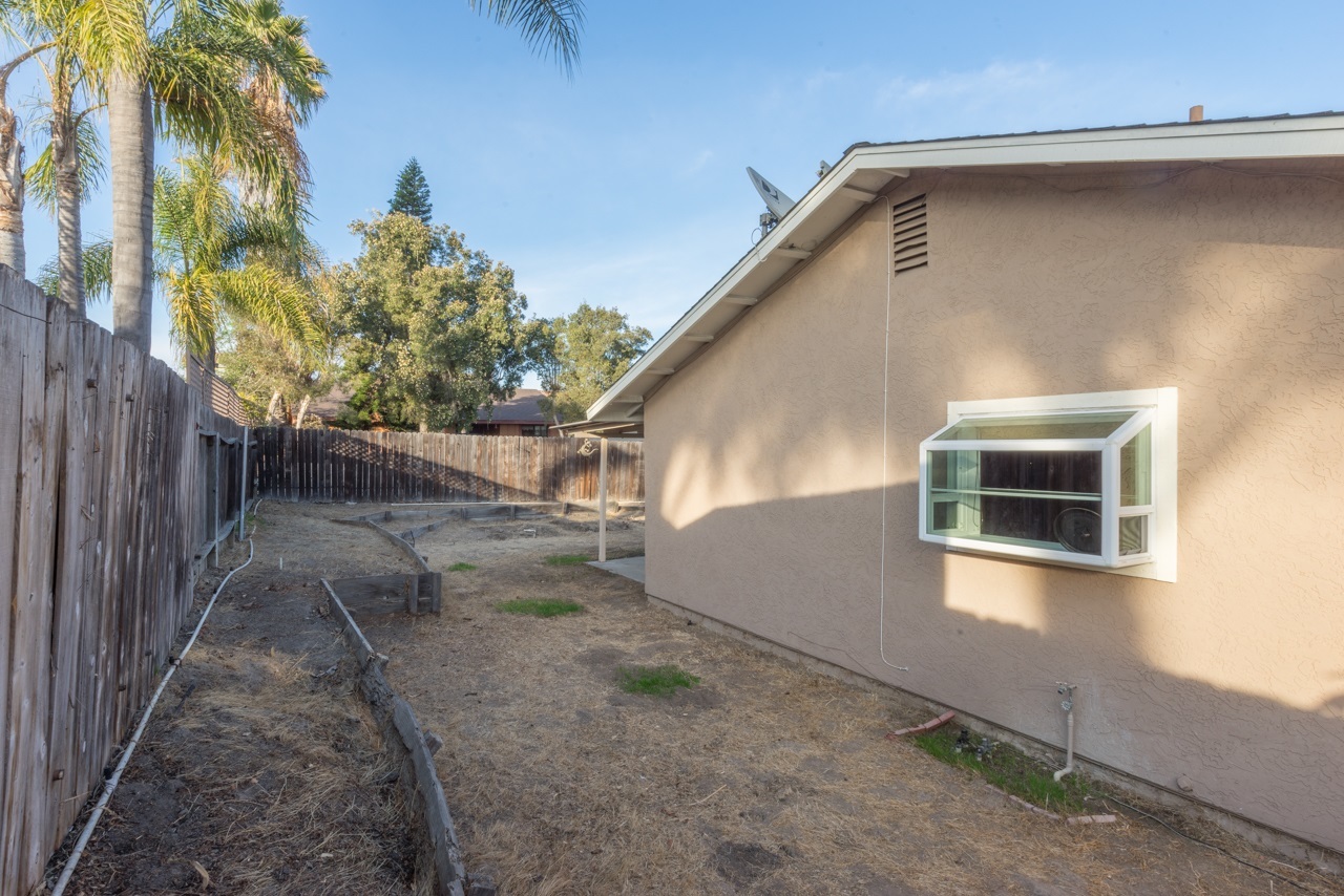 309 Cedar Road Vista, CA 92083 - Photo 19 of 25 Gallery Image 19