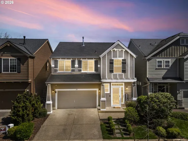 $525,000 | 328 Oak Leaf Street, Newberg, OR 97132