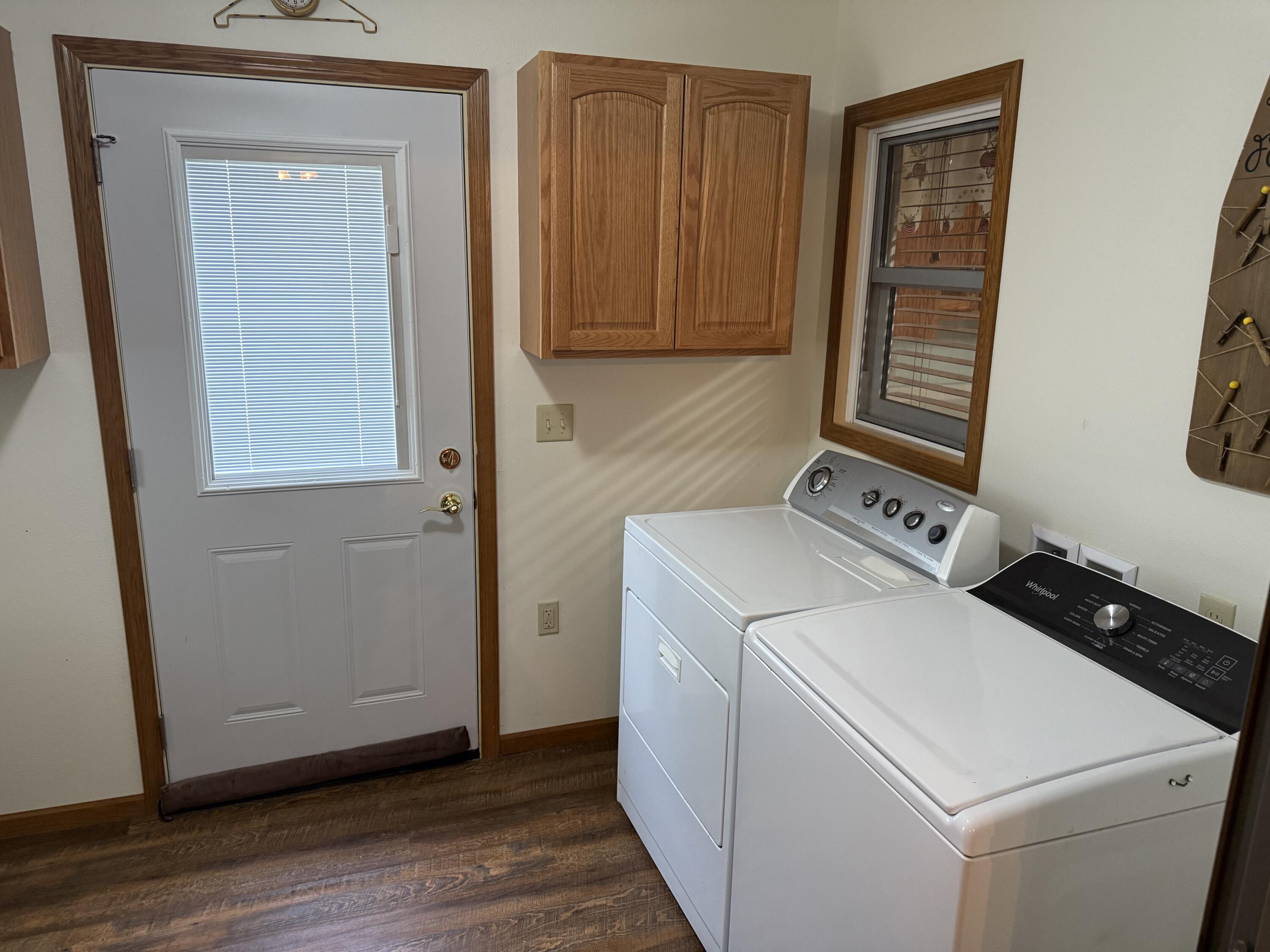 813 South Hickory Street Mauston, WI 53948 - Photo 15 of 37 IMG_9077