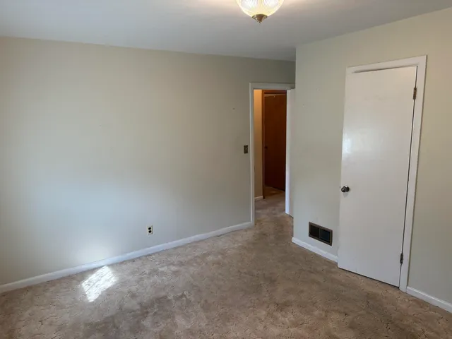 $259,900 | 813 South Hickory Street, Mauston, WI 53948