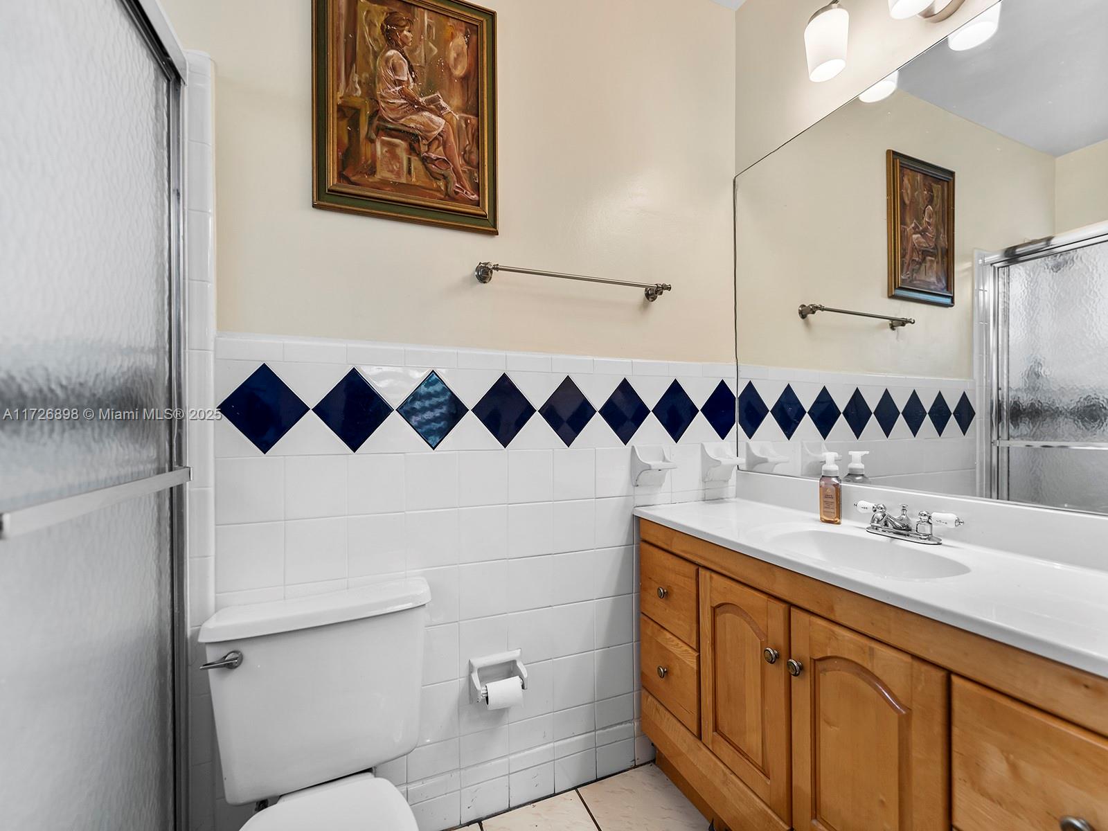 15915 Southwest 103rd Place Miami, FL 33157 - Photo 19 of 34 Master Bathroom