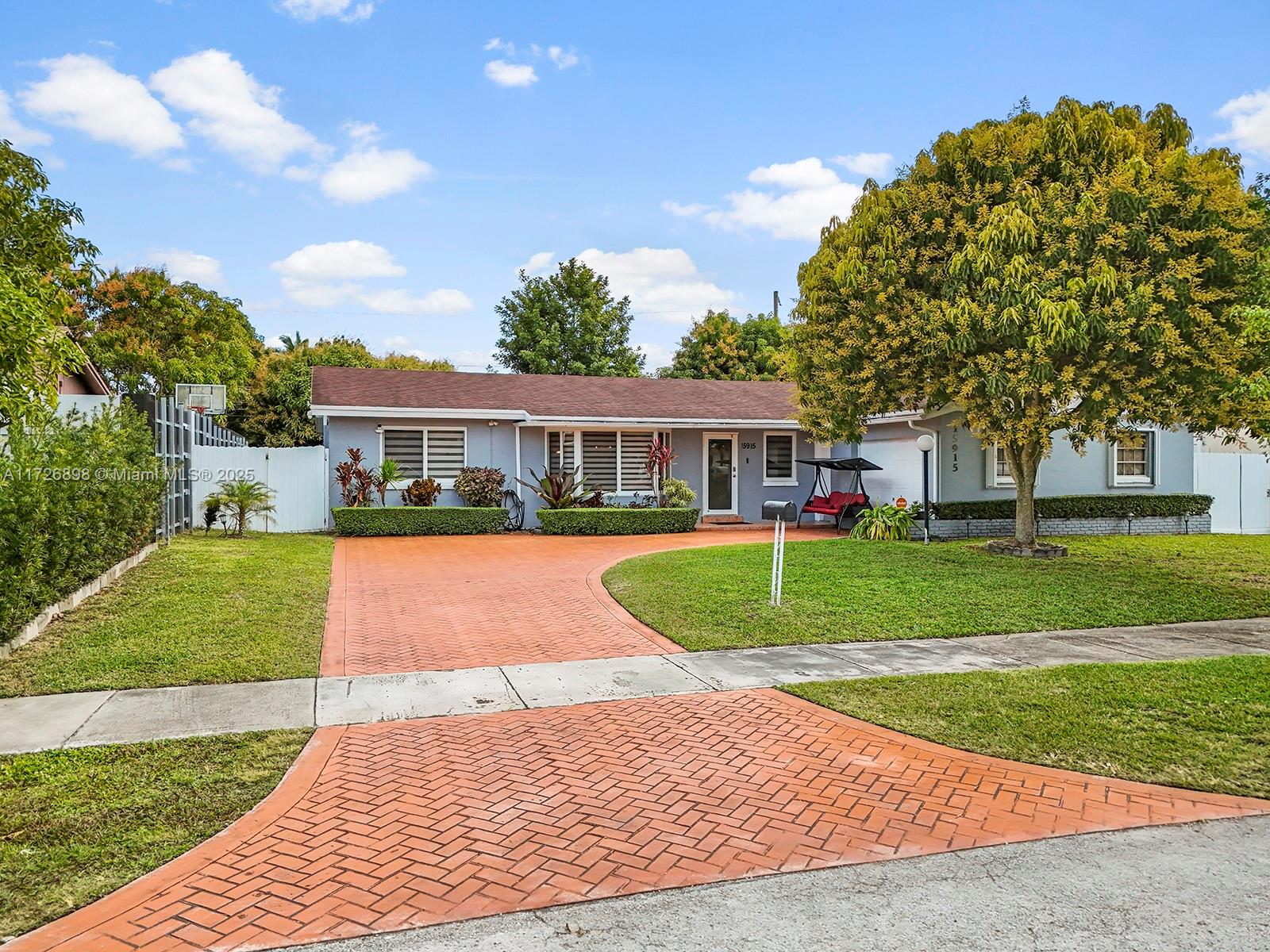 15915 Southwest 103rd Place Miami, FL 33157 - Photo 2 of 34