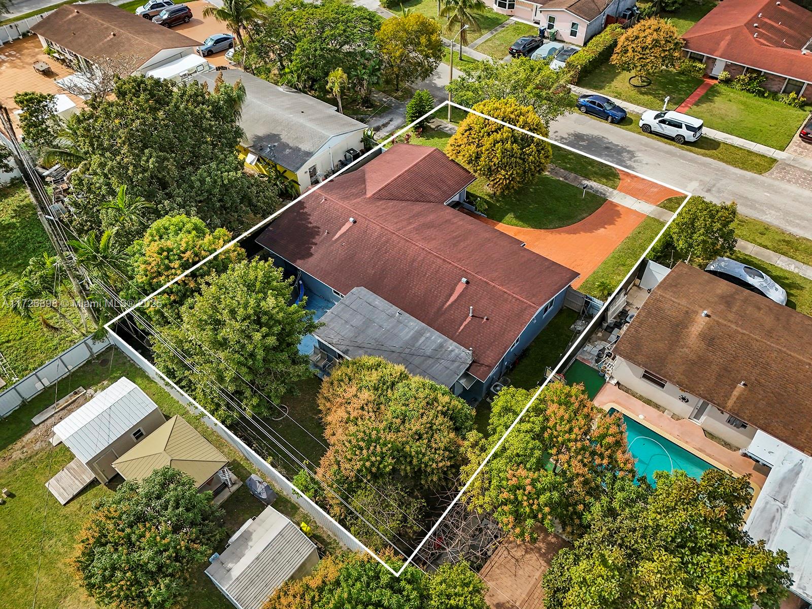 15915 Southwest 103rd Place Miami, FL 33157 - Photo 32 of 34