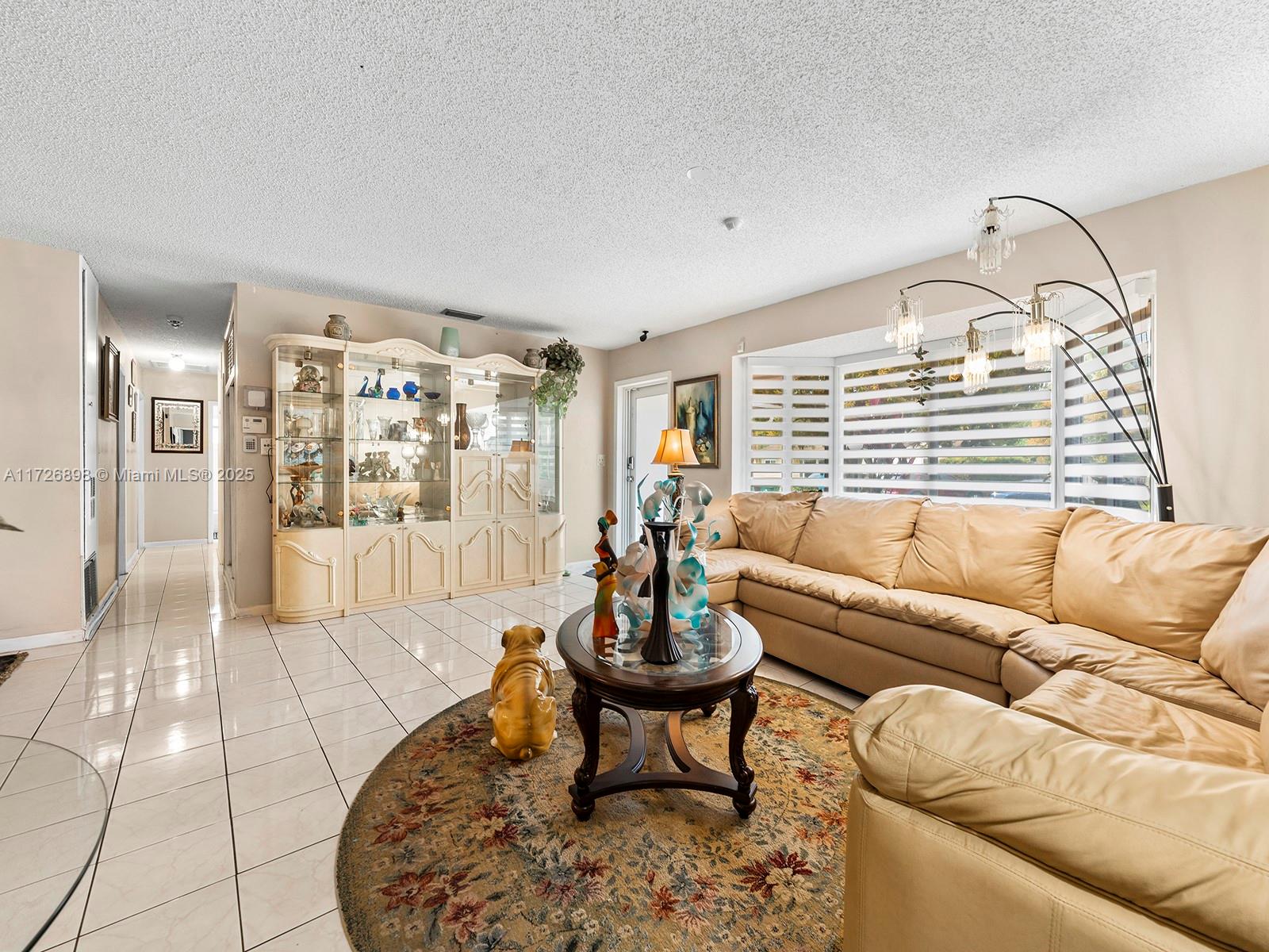 15915 Southwest 103rd Place Miami, FL 33157 - Photo 6 of 34