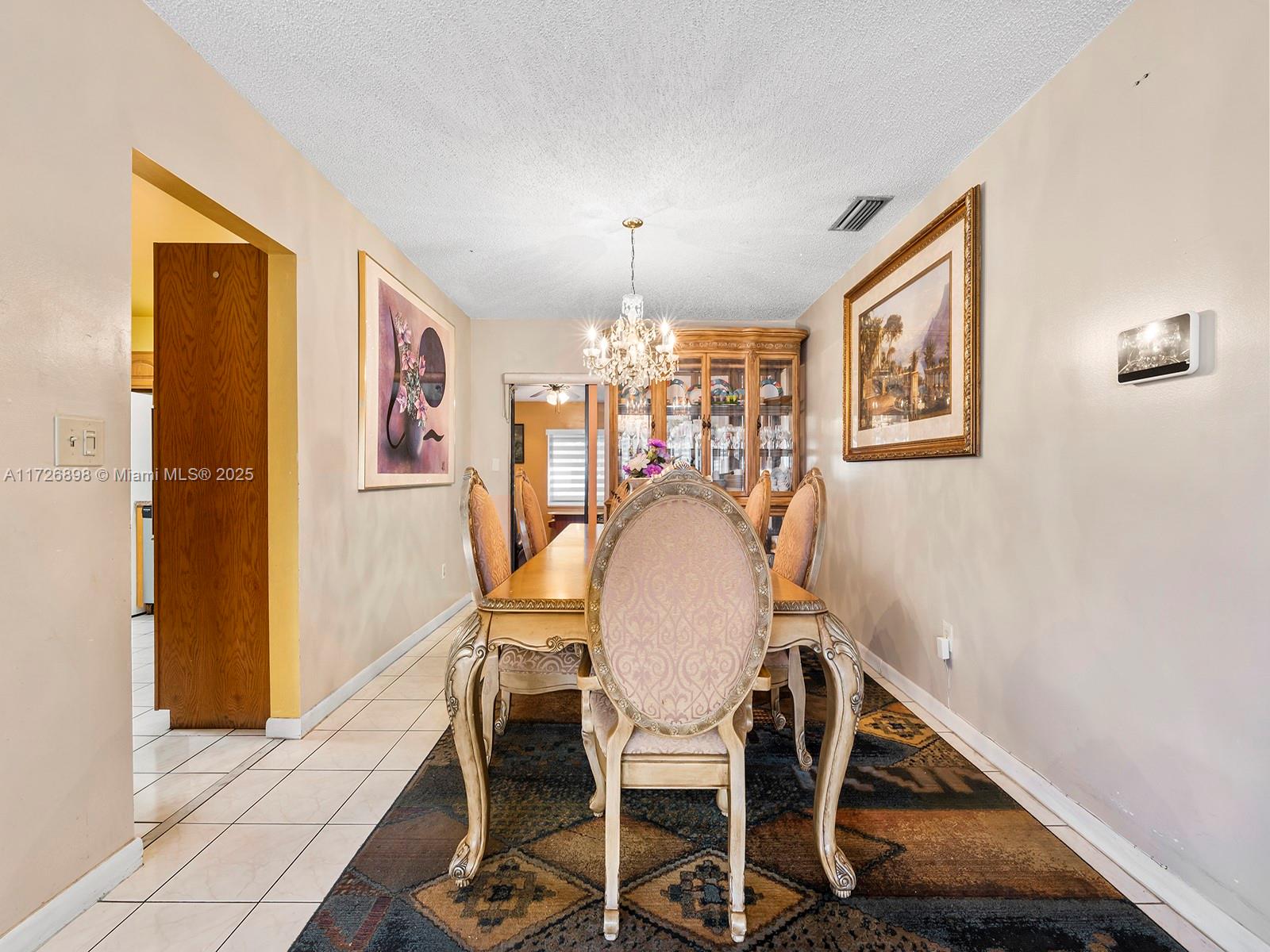 15915 Southwest 103rd Place Miami, FL 33157 - Photo 9 of 34