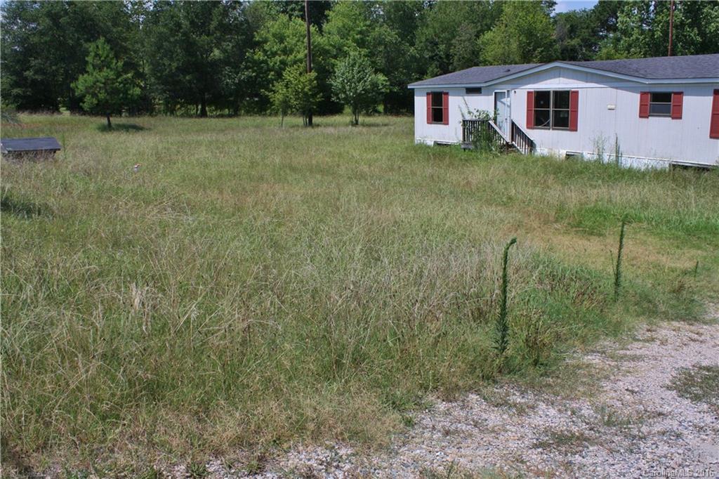 1320 Colonial Road Clover, SC 29710 - Photo 4 of 6