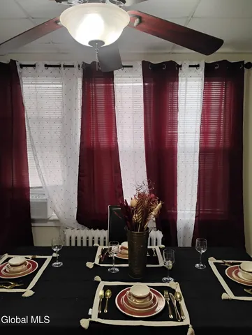 $1,250 | 15 Arcadia Avenue, Unit 1, Albany, NY 12209