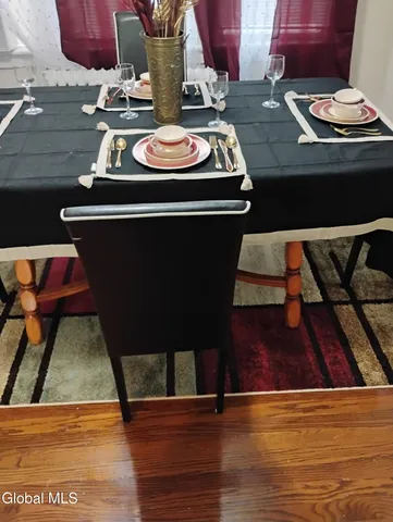 $1,250 | 15 Arcadia Avenue, Unit 1, Albany, NY 12209