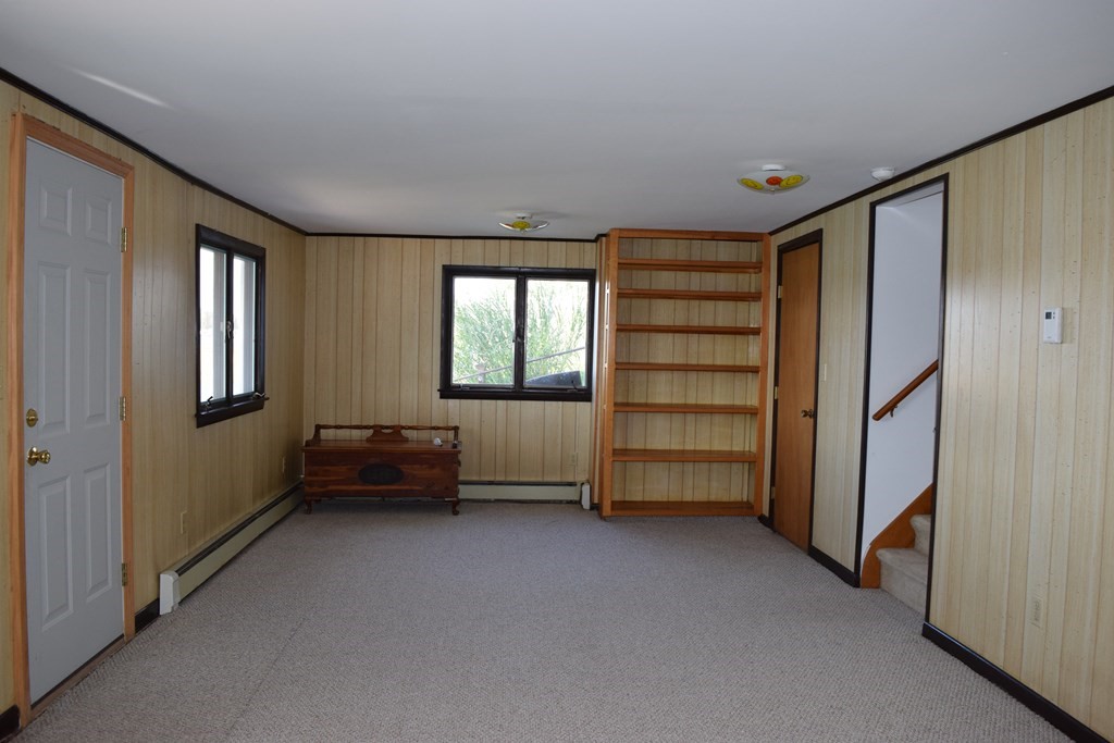 14 Riggs Point Road Gloucester, MA 01930 - Photo 17 of 36 Gallery Image 17