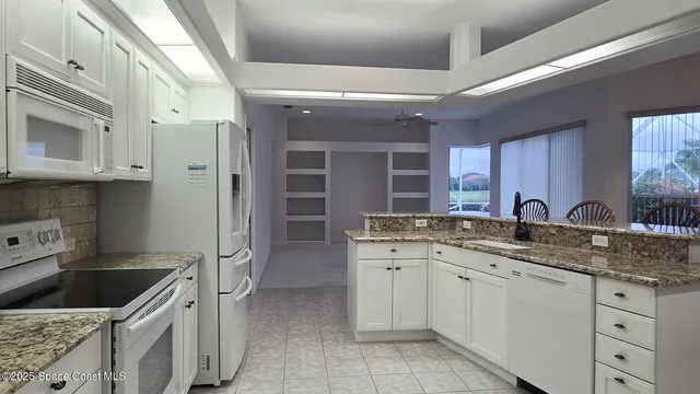 $3,400 | 7989 Bradwick Way, Melbourne, FL 32940