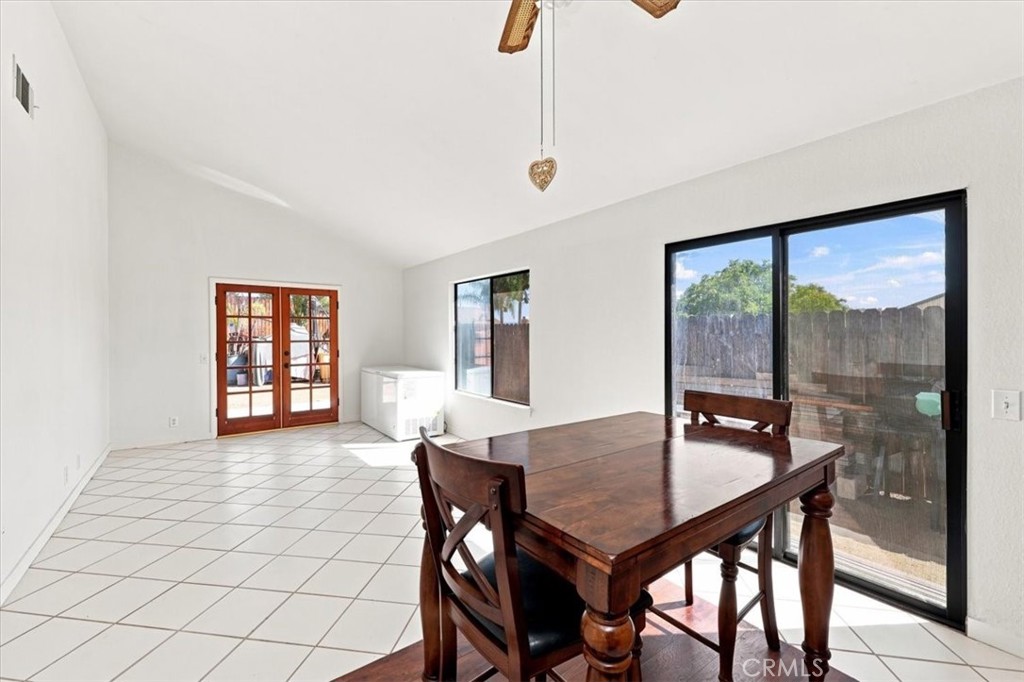 14464 Harvey Lane Riverside, CA 92503 - Photo 21 of 51 Gallery Image 21