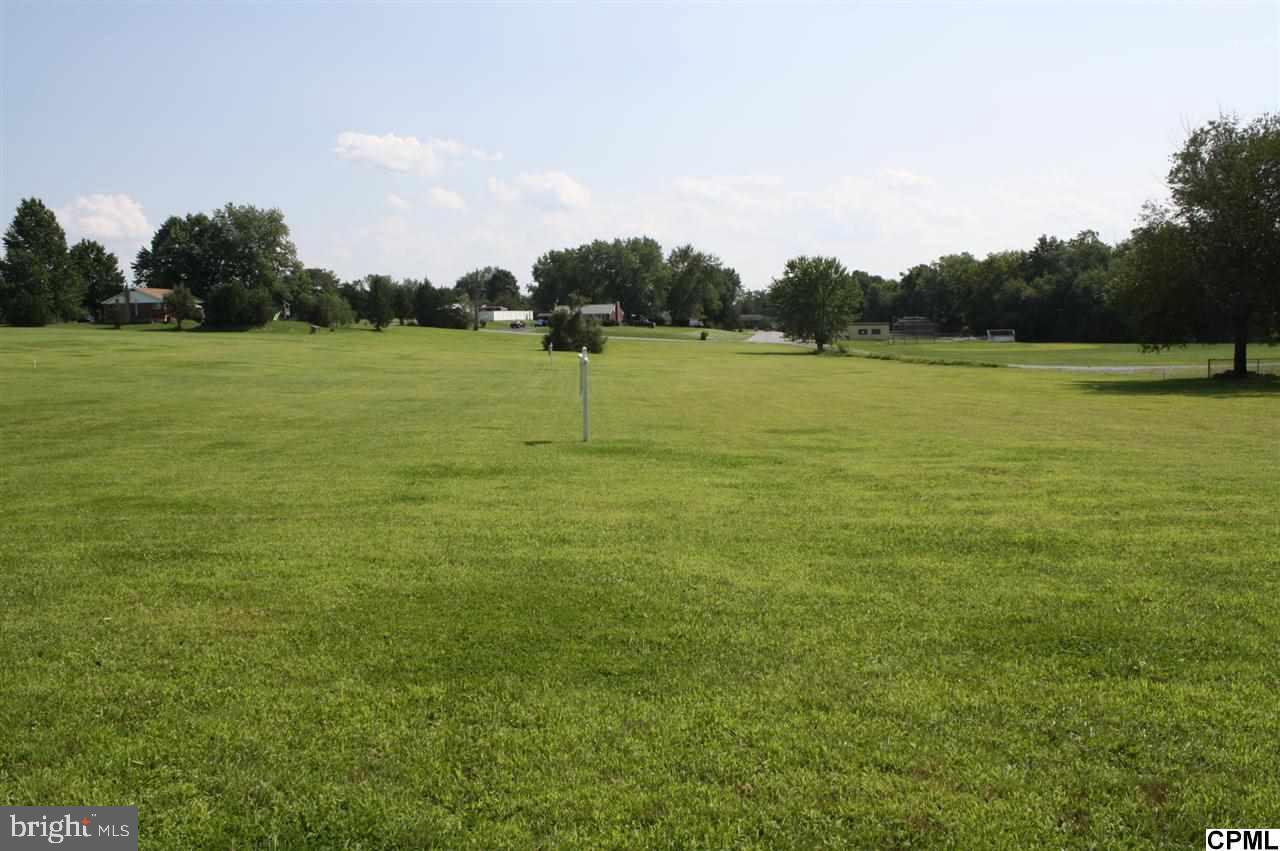 930 Thistle Road Elizabethtown, PA 17022 - Photo 3 of 4 Gallery Image 3