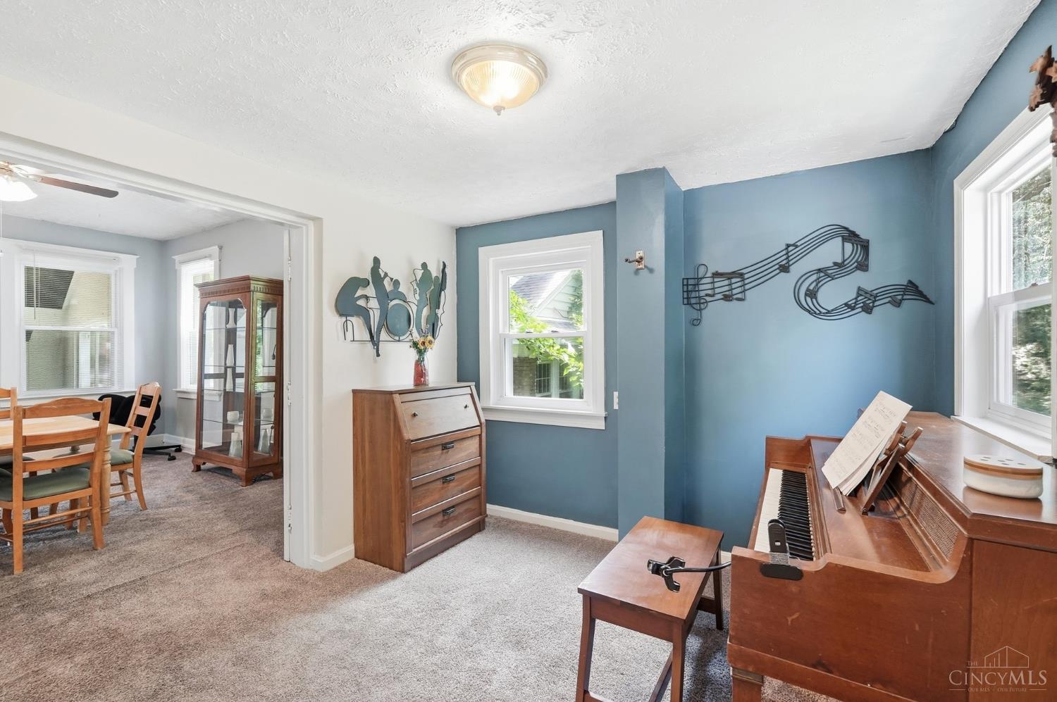 4024 Paddock Road Cincinnati, OH 45229 - Photo 12 of 58