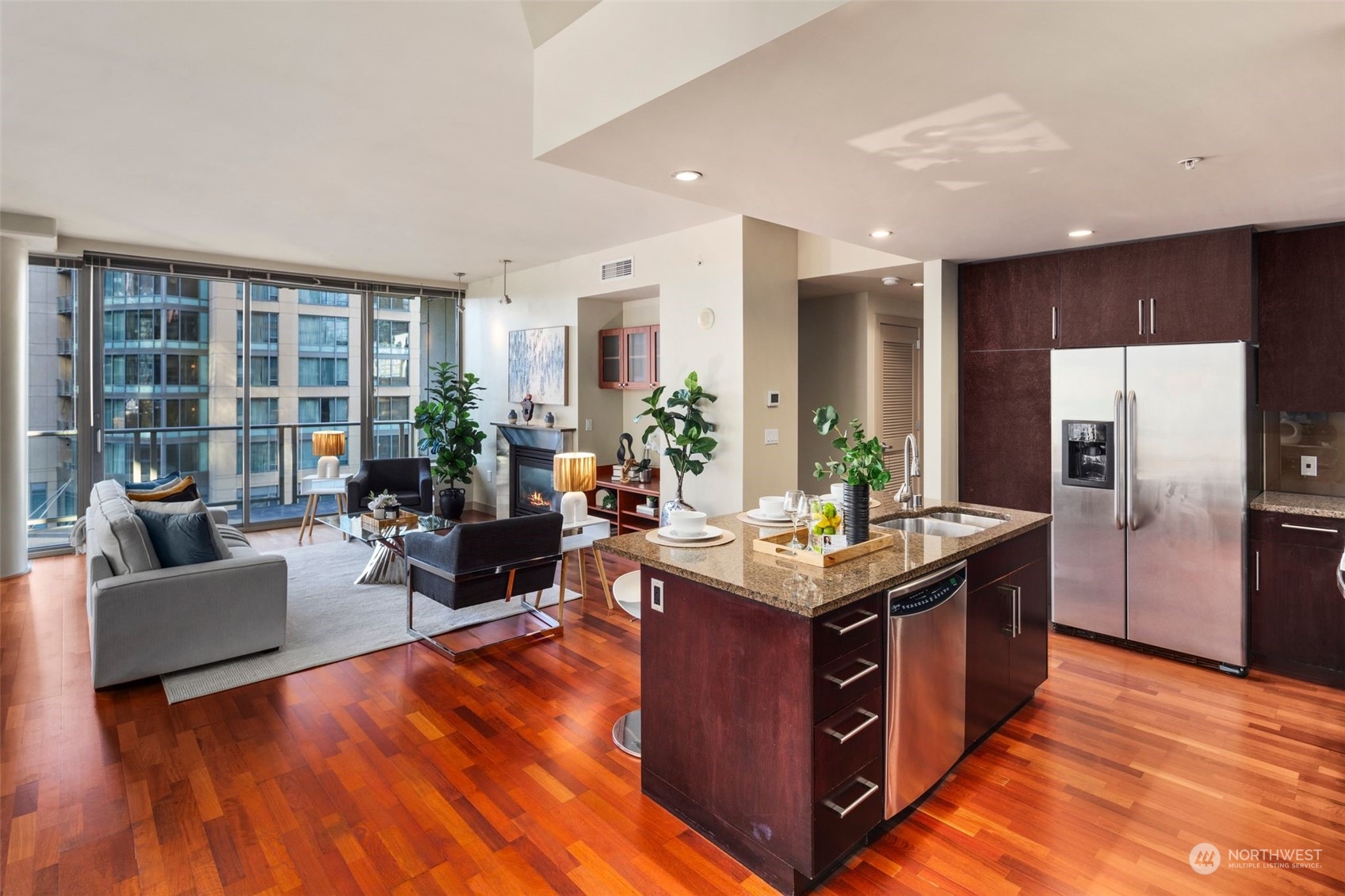 910 Lenora Street, Unit S510 Seattle, WA 98121 - Photo 12 of 40