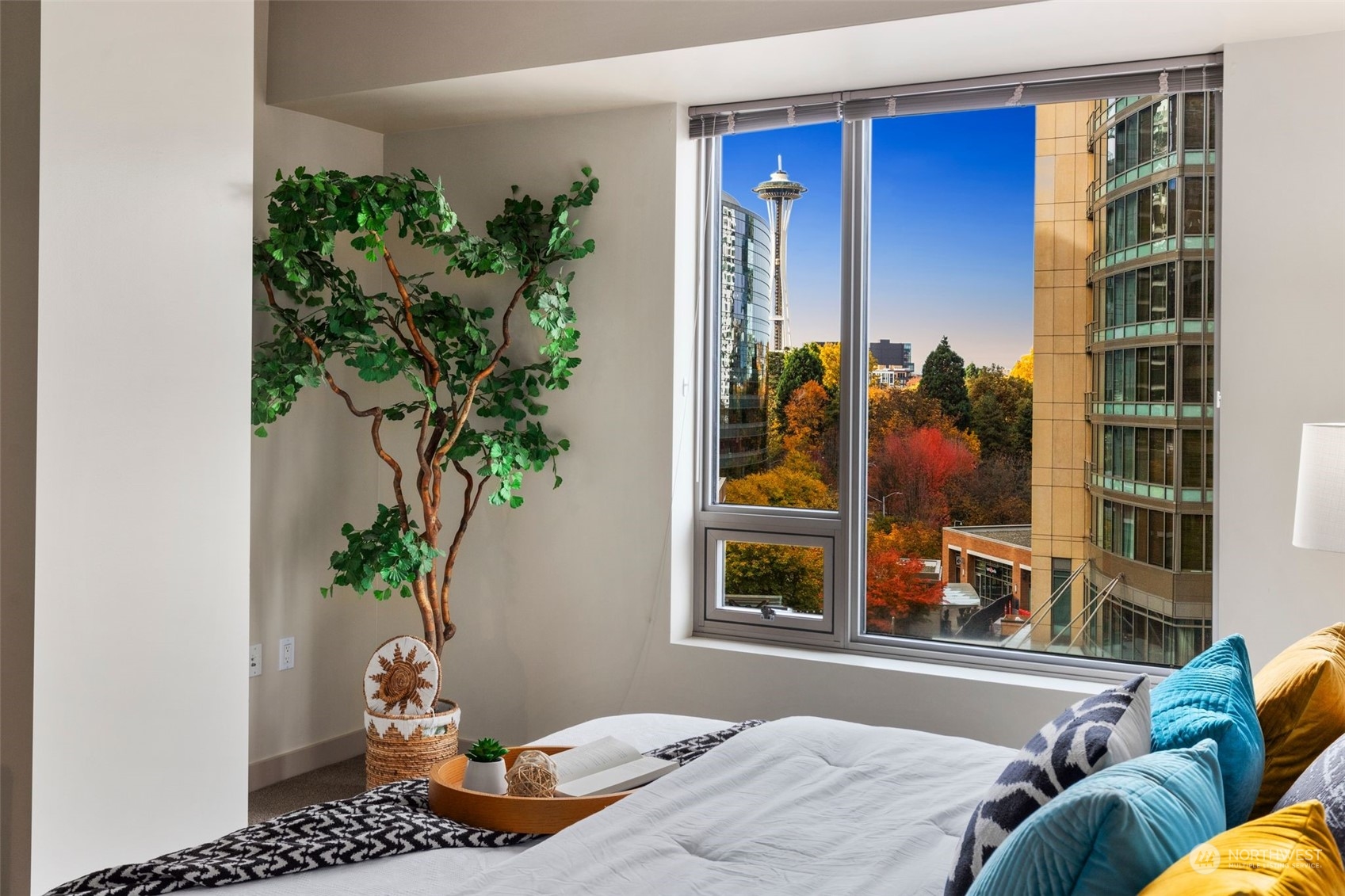 910 Lenora Street, Unit S510 Seattle, WA 98121 - Photo 20 of 40