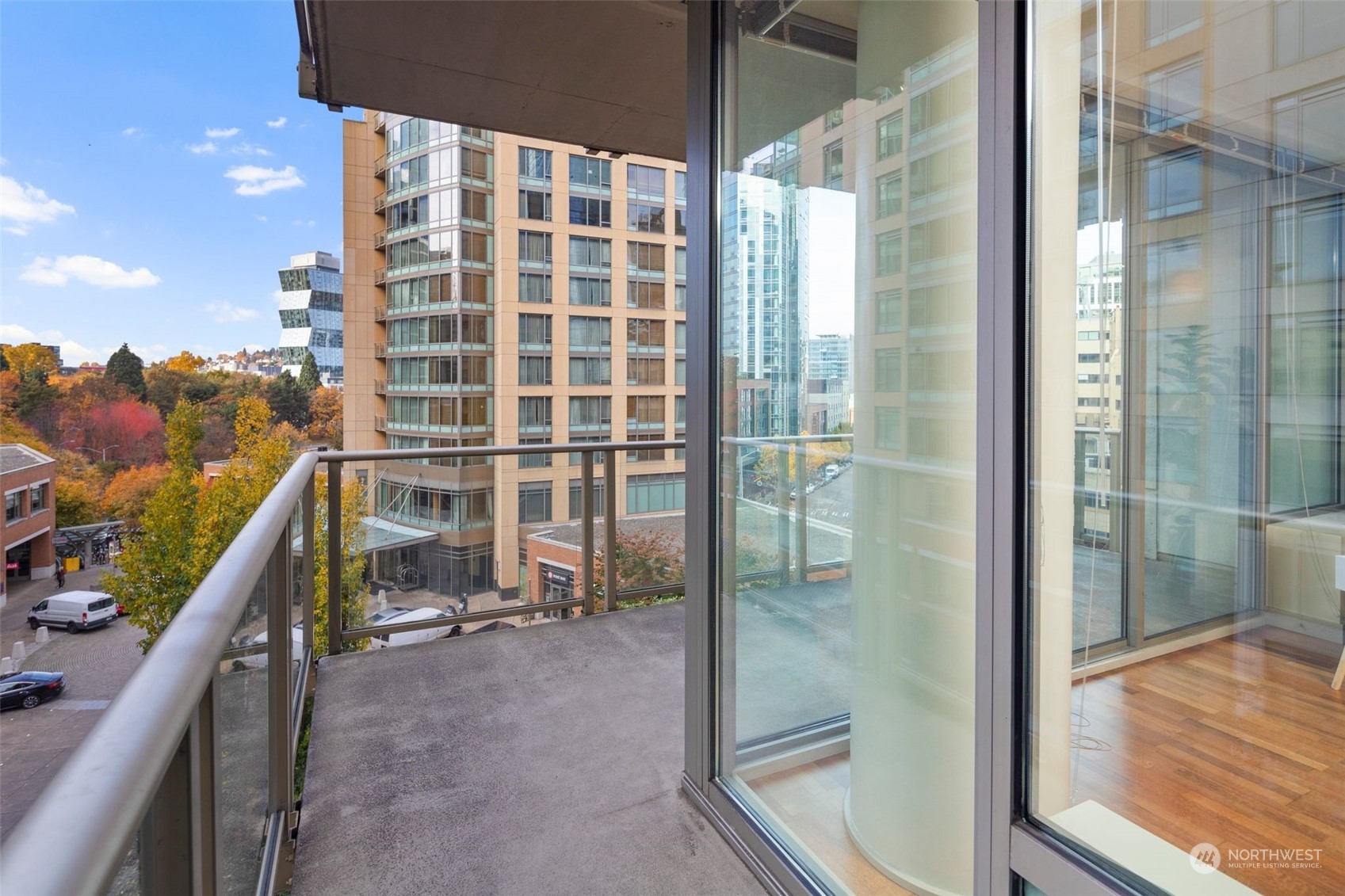 910 Lenora Street, Unit S510 Seattle, WA 98121 - Photo 24 of 40